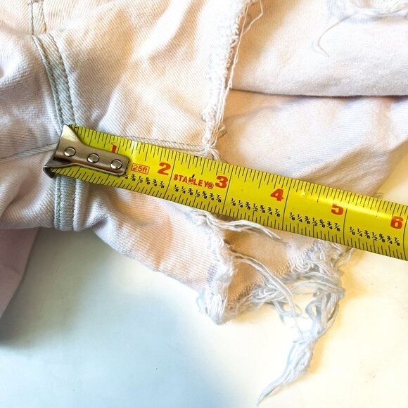 GAP High Rise 3" Denim Shorts in Spring Pink. size 31" - Picture 13 of 14